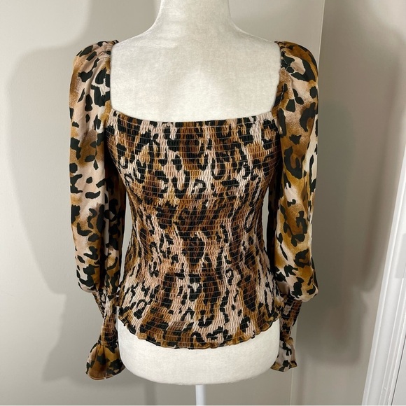 BUDDY LOVE Cassie Cheetah Print Square Neck Smocked Blouse - MEDIUM - Picture 7 of 10